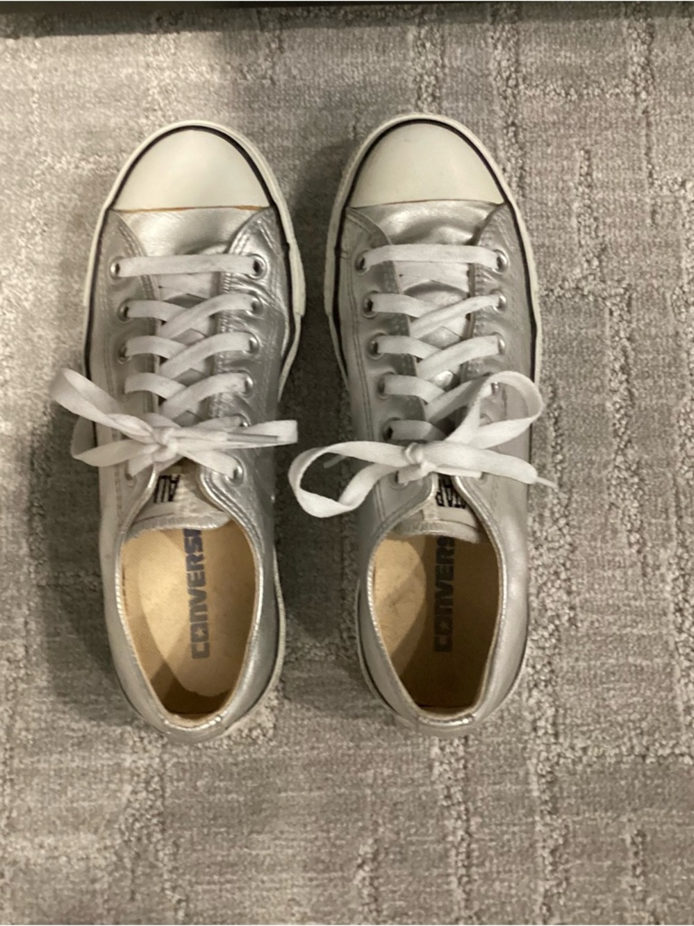 Converse silver sneaker